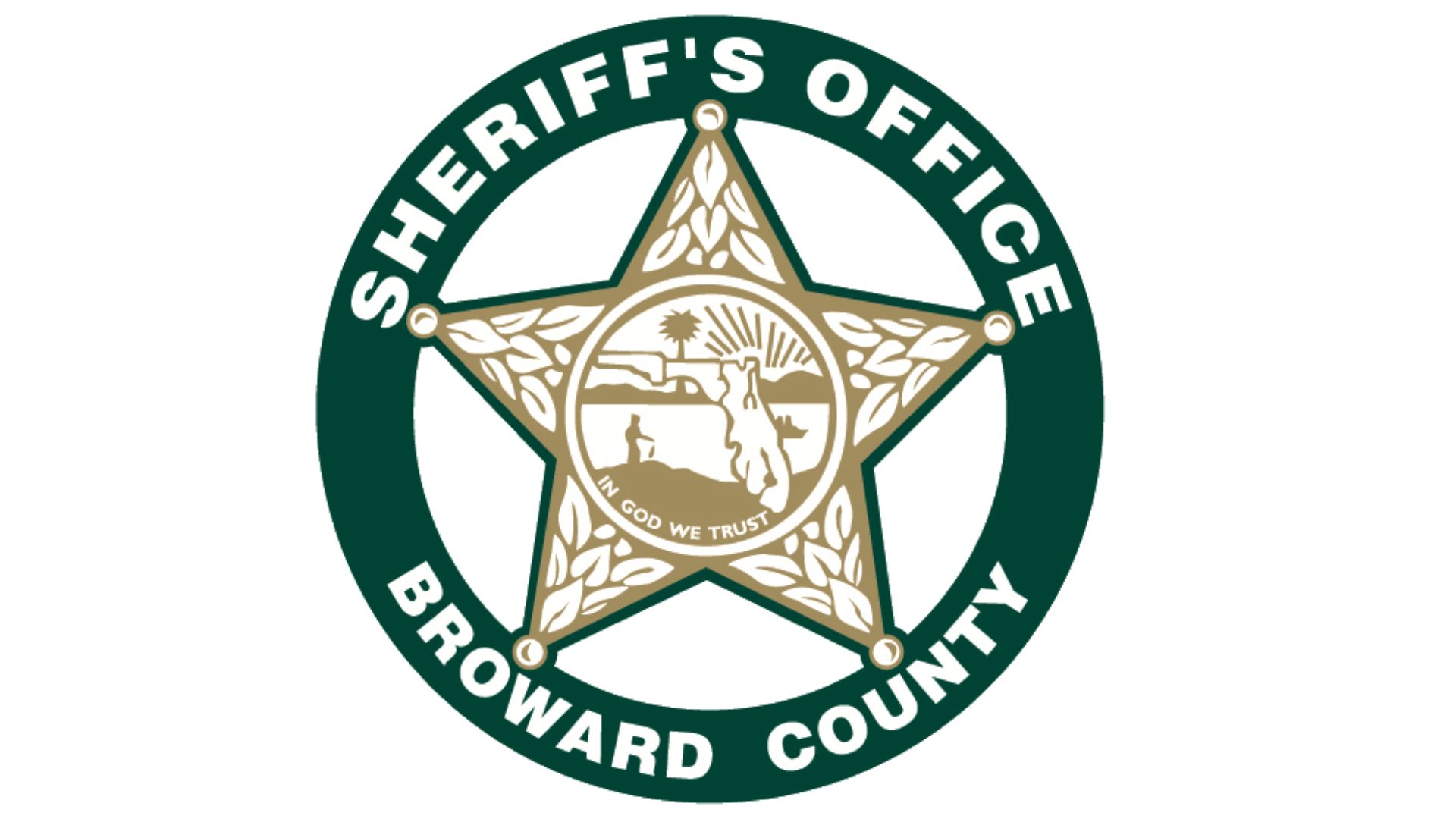 South Florida flight attendant arrested after allegedly posing as a police officer to Oakland Park neighbors