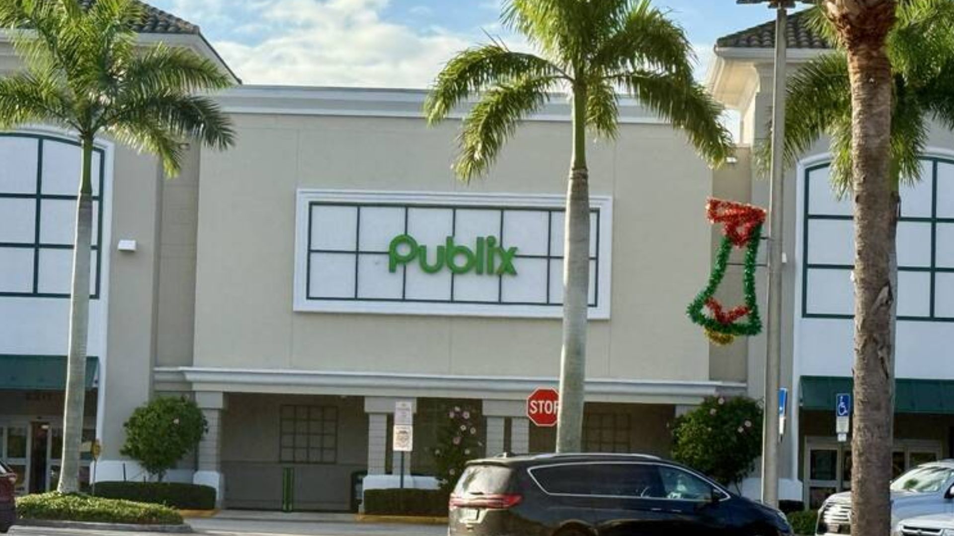 Man accused of stealing hundreds of dollars in meat from Coral Springs Publix arrested after fleeing into nearby Sonic